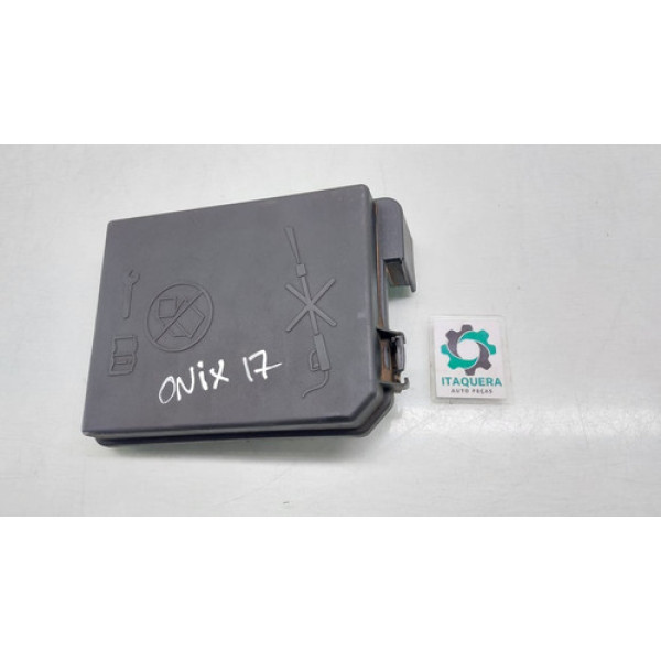 Tampa Capa Caixa Fusivel Chevrolet Onix Ano 2016 2017