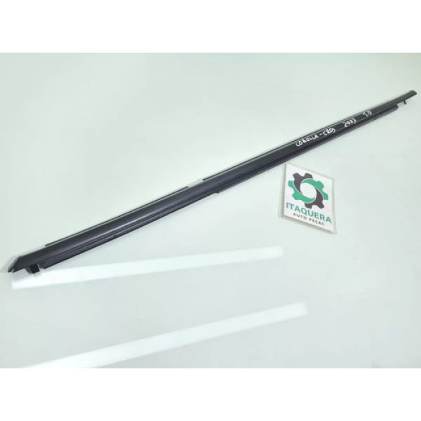 Pestana Porta Externa Traseira Direita Corolla Cross 2023