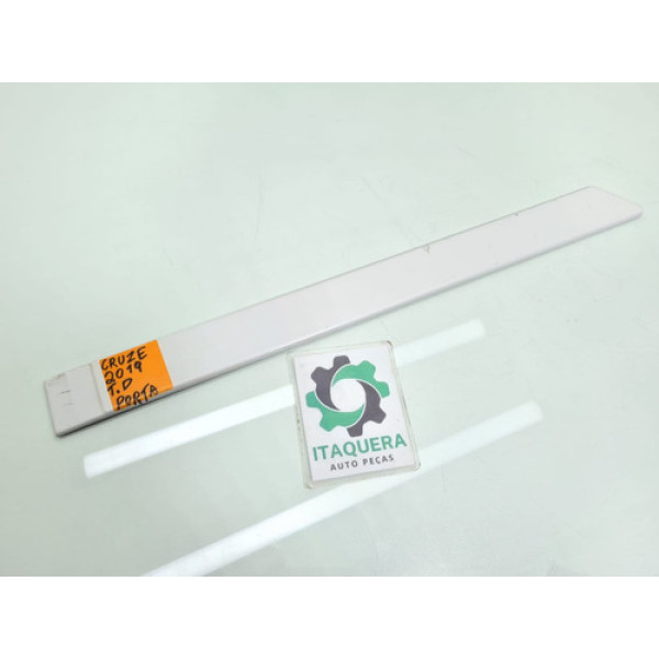 Aplique Porta Traseira Direita Gm Cruze Sedan Ano 2018 2019