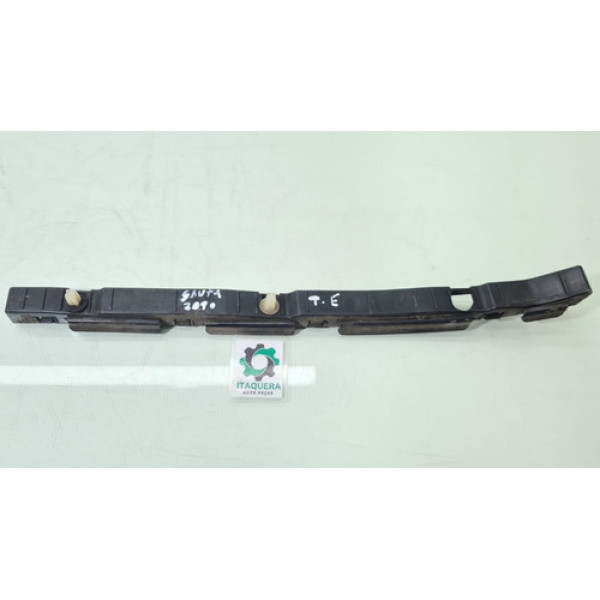 Guia Parachoque Traseiro Esquerdo Hyundai Santa Fe 2009 2010