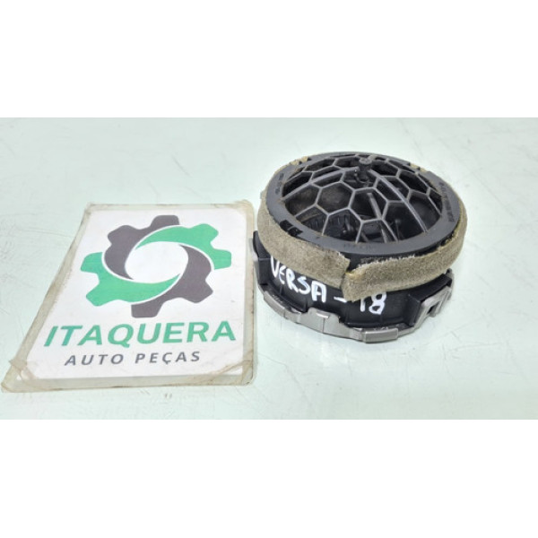 Difusor Ar Lateral Esquerdo Nissan Versa 1.6 Ano 2017 2018