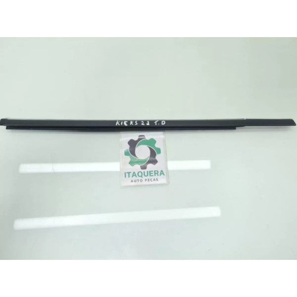 Friso Pestana Externa Traseira Direita Nissan Kicks Ano 2023