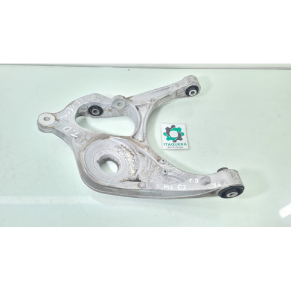 Bandeja Traseira Direita Mercedes Ml63 Ml350 Gle Ano 2016