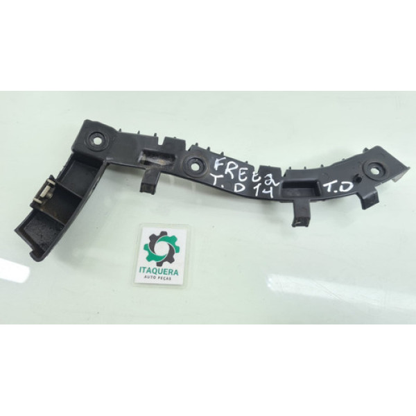 Guia Parachoque Traseiro Direito Freelander 2 Ano 2013 2014