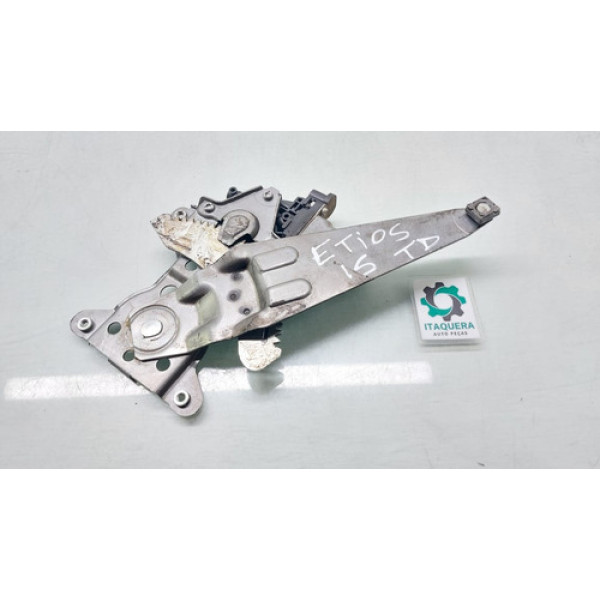 Máquina Vidro Traseiro Direito Toyota Etios Ano 2014 2015