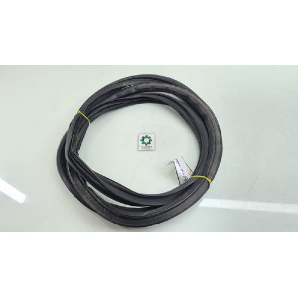 Borracha Porta Malas Tampa Traseira Gm Captiva Ano 2012 2013