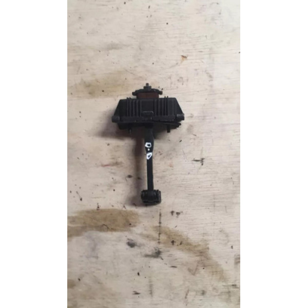 Limitador Porta Dianteira Bmw 118i Ano 2013