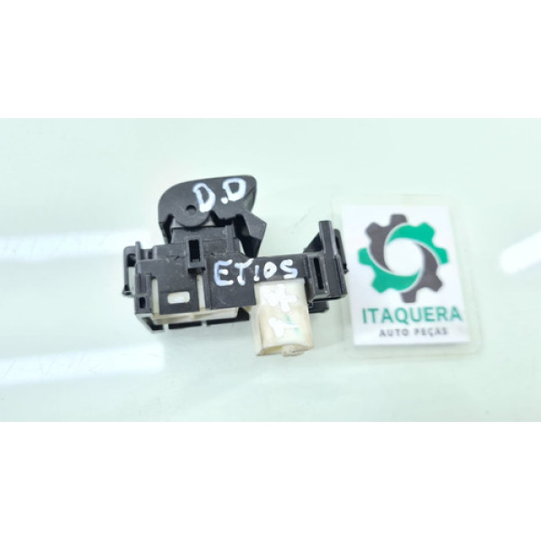 Comando Vidro Dianteiro Direito Toyota Etios 2016 2017 2018