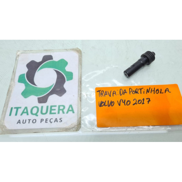 Batente Tampa Portinhola Volvo V40 T4 2.0 Turbo 2017 2018