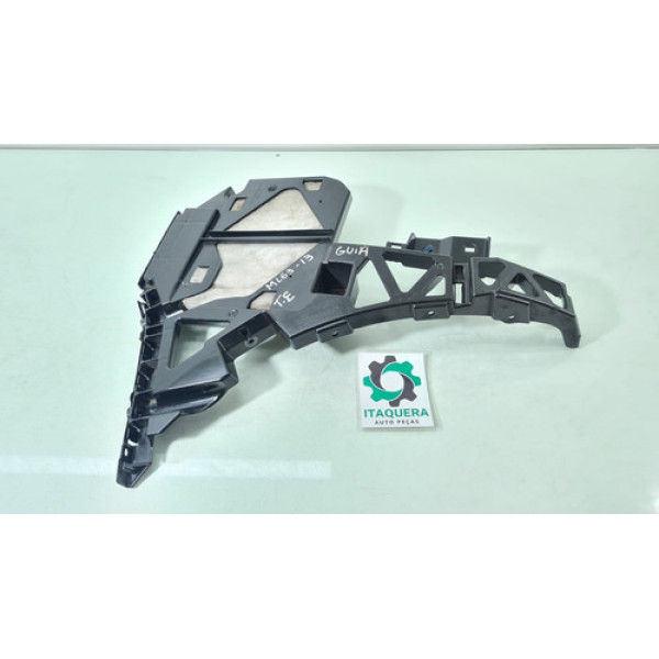 Guia Parachoque Traseiro Esquerdo Mercedes Ml63 Ml350 2014 