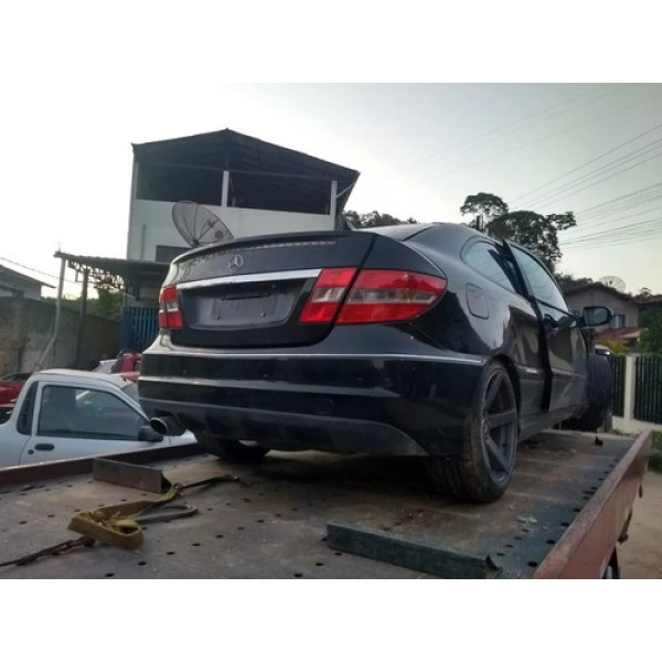 Sucata Para Retirada De Peças  Mercedes Clc 200 2010