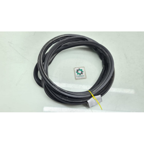 Borracha Carroceria Dianteira Direita Porsche Cayenne 2008