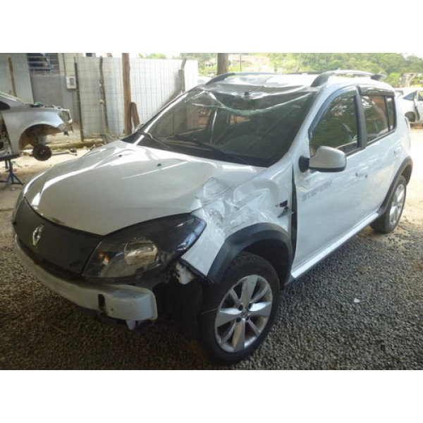 Sucata Para Retirada De Peças Sandero 2014 1.6