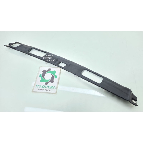 Acabamento Luz Placa Traseira Toyota Yaris 1.5 Ano 2021