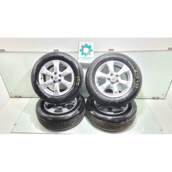 Jogo Roda Com Pneu 225/65r17 3 Pneu Ruim 1 Novo Rav4 2011