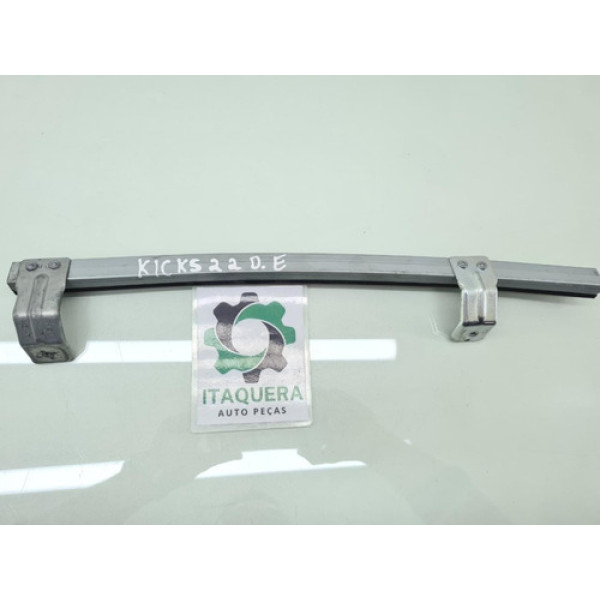 Guia Suporte Vidro Dianteiro Esquerdo Nissan Kicks 2022 2023