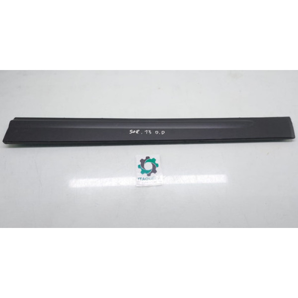 Aplique Moldura Porta Dianteiro Direito Kia Sorento 2012 013