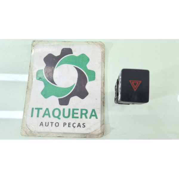 Botão Pisca Alerta Painel Nissan Versa Ano 2017 2018