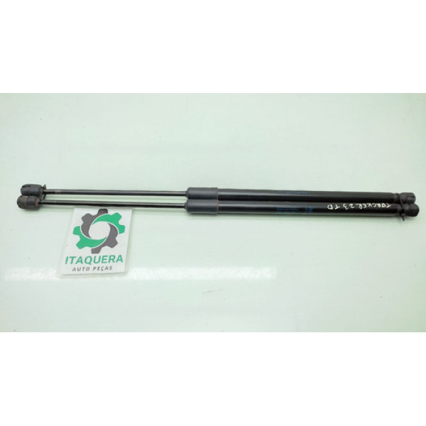 Par Amortecedor Tampa Traseira Chevrolet Tracker 2022 2023