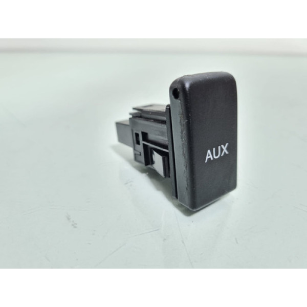 Botão Entrada Aux Honda Hrv Ano 2015 2016 2017 2018