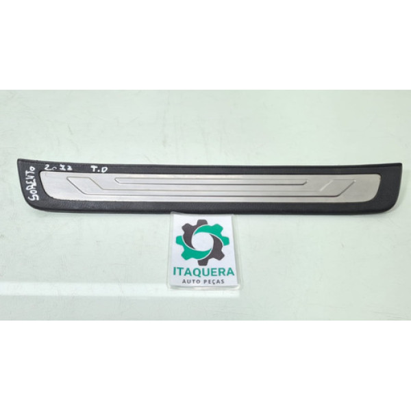 Soleira Porta Dianteira Direito Kia Sorento Ano 2012 2013