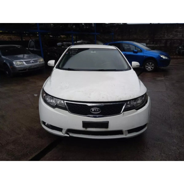 Sucata Kia Cerato 2012 1.6 Lataria Farol Parachoque Lanterna