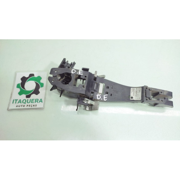 Suporte Maçaneta Dianteira Esquerda Freelander 2 2014