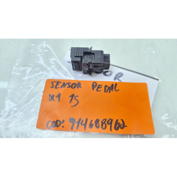 Sensor Interruptor Pedal Freio Bmw X1 320i 2.0 Turbo 2014