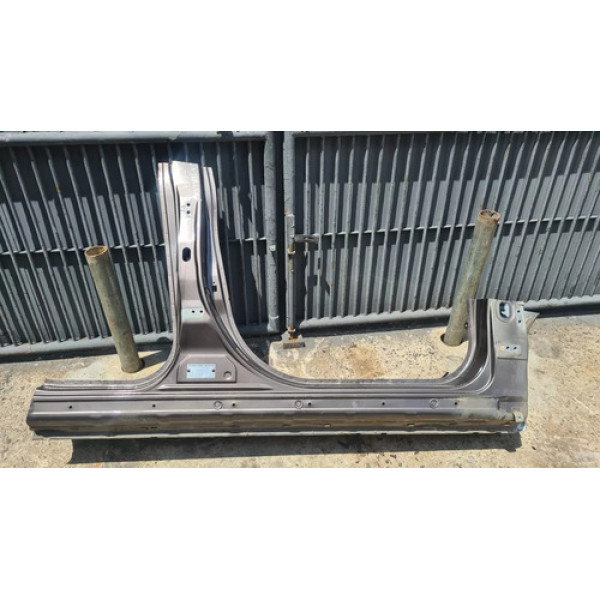 Caixa Ar Pé Lateral Direita Mitsubishi Outlander 2016 2017