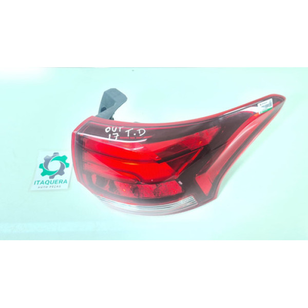 Lanterna Traseira Direita Mitsubishi Outlander Ano 2016 2017