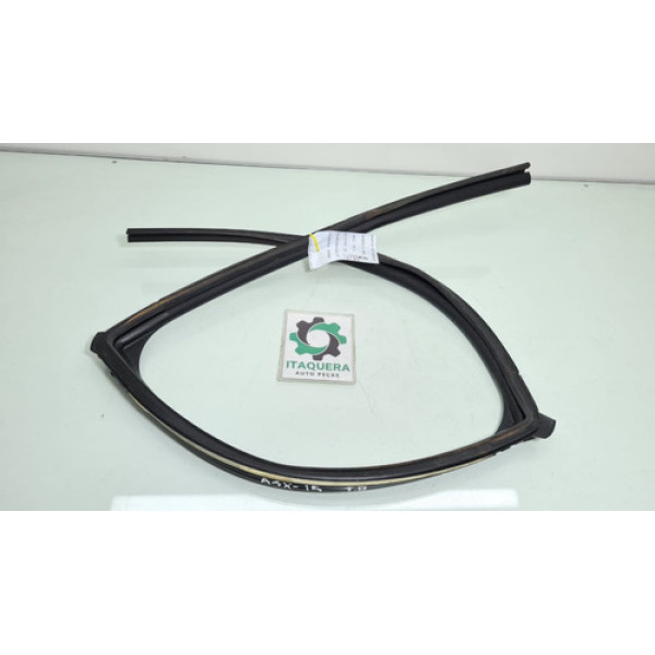 Borracha Vidro Traseiro Direito Mitsubishi Asx2.0 4x2 2015