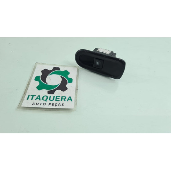 Moldura Comando Vidro Traseiro Direito Renault Duster 2020