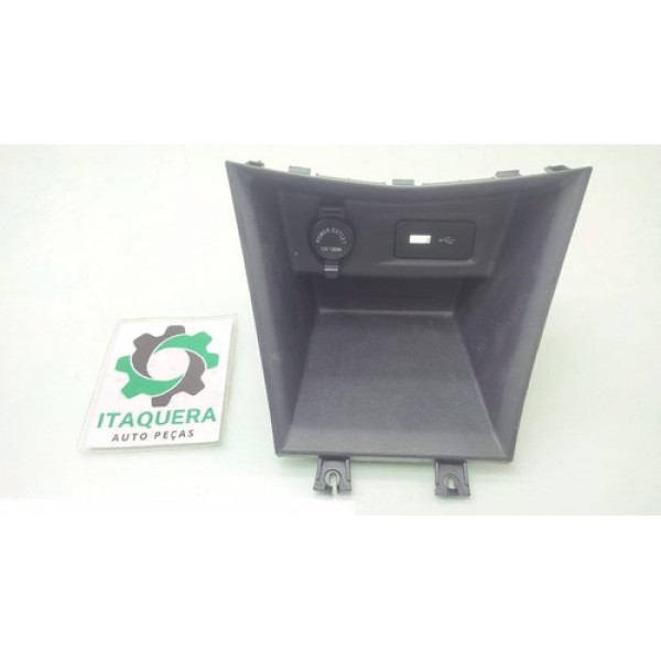 Moldura Acabamento Central Tomada Usb Chery Arrizo 5 2020