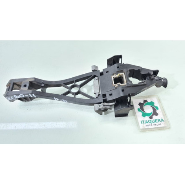 Suporte Maçaneta Dianteiro Direito Volvo Xc60 Ano 2012