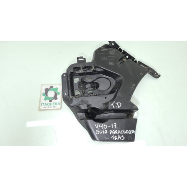 Guia Parachoque Traseiro Direito Volvo V40 T4 2.0 2017 2018