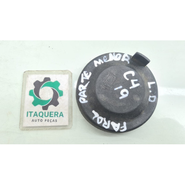 Borracha Vedação Farol Lado Direito Citroen C4 Lounge 2019