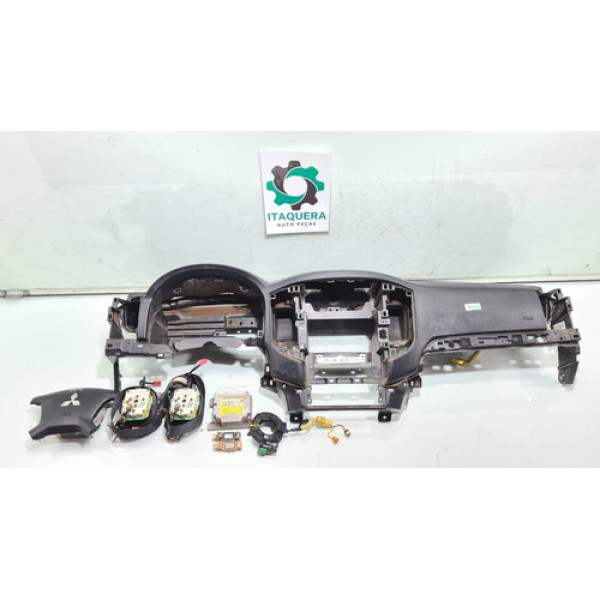 Capa Painel Tabelier Mitsubishi Pajero Full 2014 2015