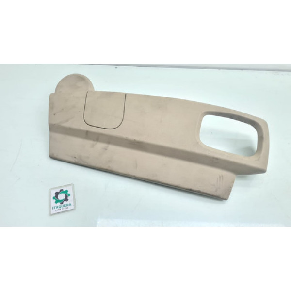 Moldura Acabamento Banco Dianteiro Direito Discovery 4 2012