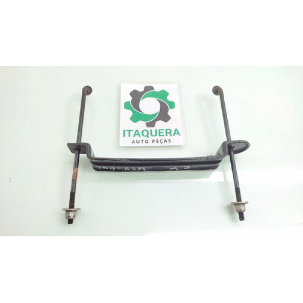 Suporte Trava Fixação Bateria Chevrolet Tracker 2022 2023