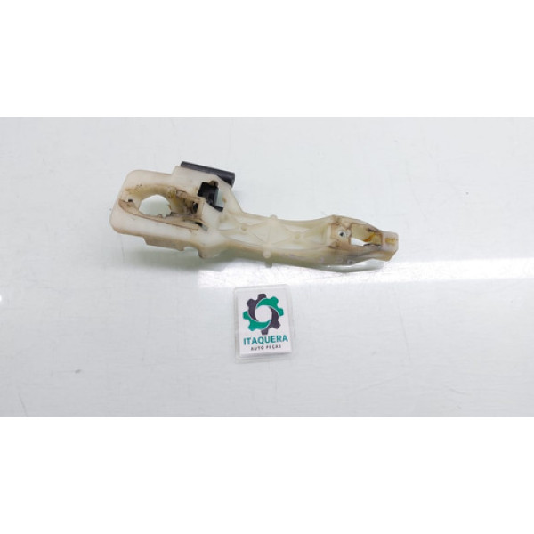 Suporte Maçaneta Dianteiro Direito Hyundai I30 Ano 2011 2012