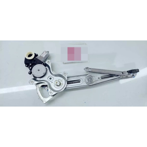 Motor Maquina Vidro Dianteiro Direito Toyota Yaris Ano 2021