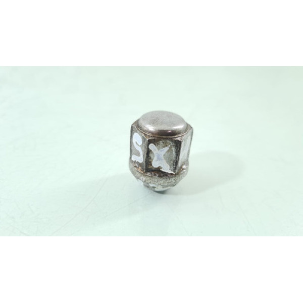 Porca De Rodas Suzuki Sx4 2.0 Ano 2011 2012