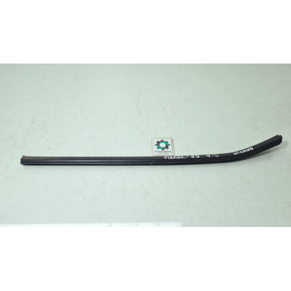 Pestana Interno Traseiro Direito Fiat Strada Ano 2022 2023