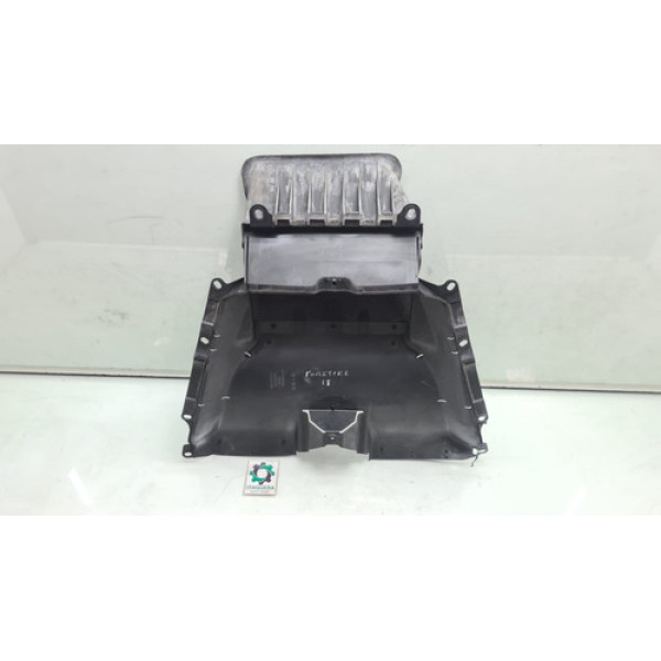 Defletor Acabamento Interno Capô Subaru Forester 2017 2018