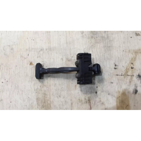 Limitador Porta Traseira Esquerda Bmw 118i