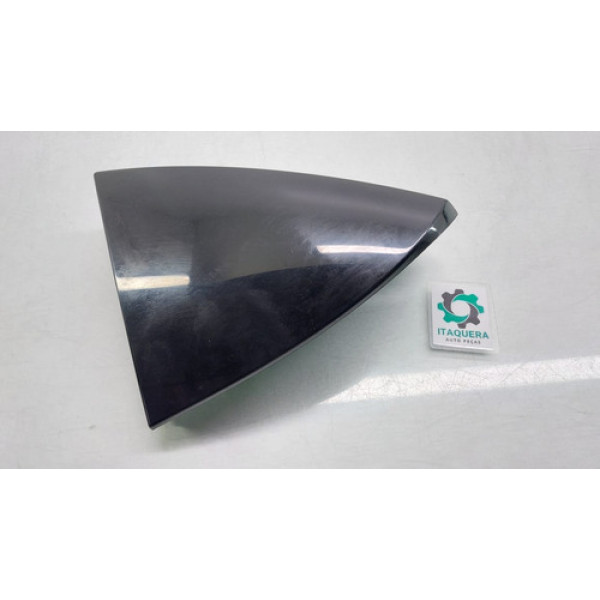 Moldura Acabamento Lanterna Traseiro Direito Fiat Mobi 2021