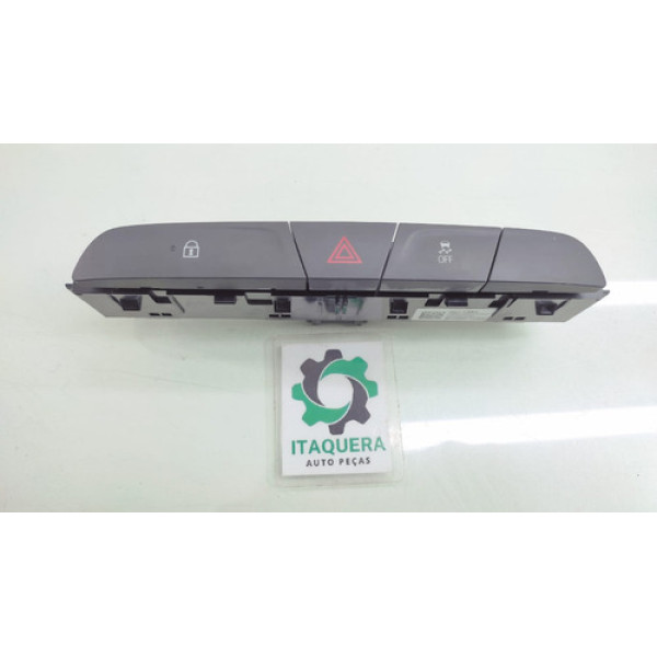 Botão Comando Pisca Alerta Trava Gm Tracker Ano 2022 2023