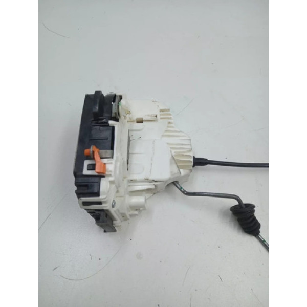 Fechadura Porta Dianteira Esquerda Dodge Journey 2.7 N- 2010