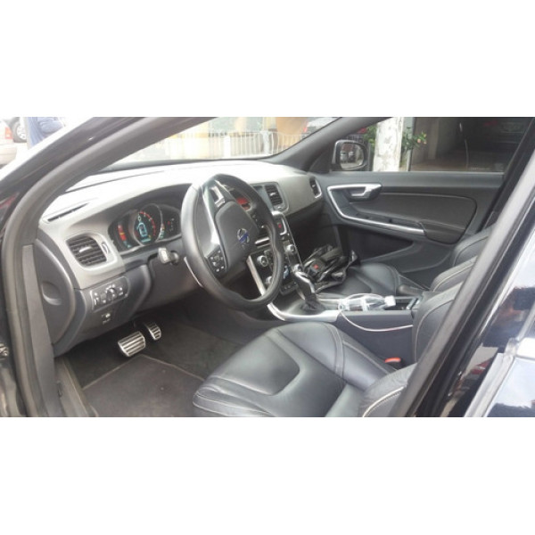 Sucata Para Retirada De Peças Volvo V60 2015 T6 3.0