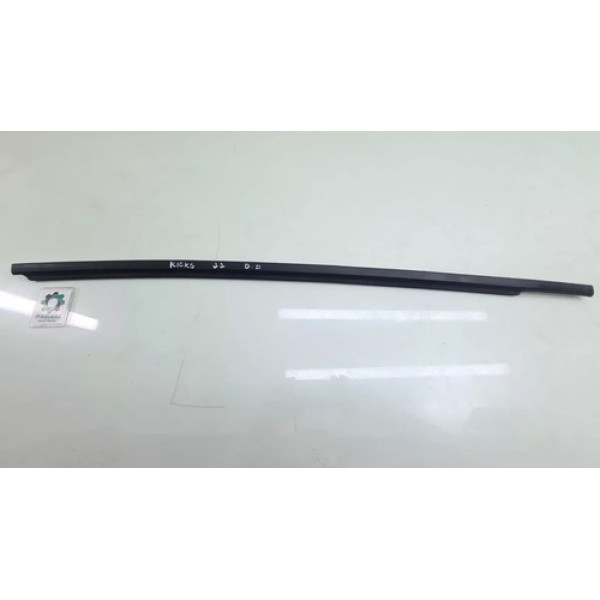 Pestana Externa Dianteiro Direito Nissan Kicks Ano 2022 2023